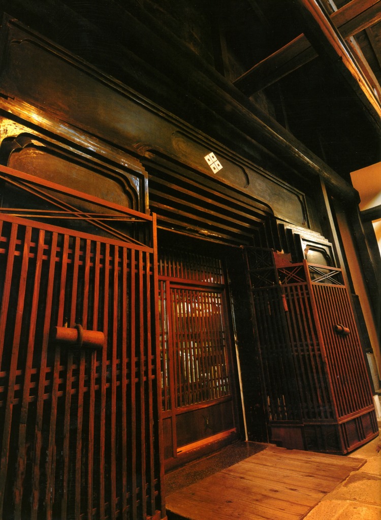 http://www.fukukomachi.com/blog/photo/%E5%86%85%E8%94%B5.jpg
