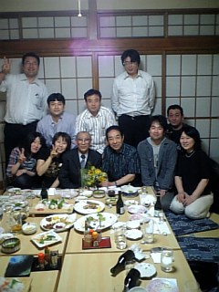 http://www.fukukomachi.com/blog/photo/090613_212956.jpg