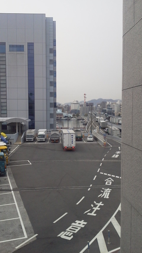 http://www.fukukomachi.com/blog/photo/2013032713040000.jpg